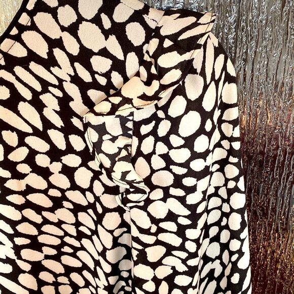 Who What Wear black and white print mini dress in xs. - Picture 3 of 7